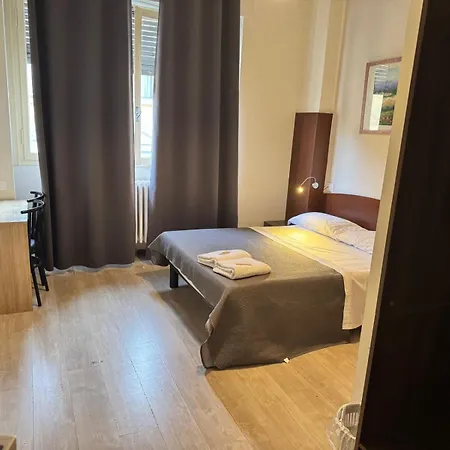 Galla Hotel *