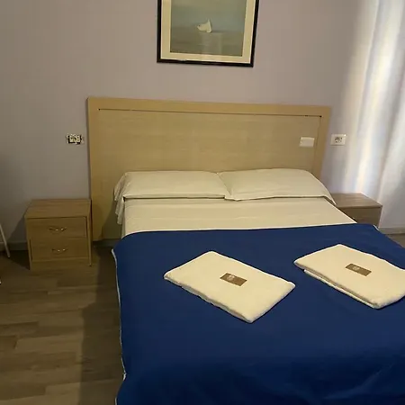 Galla Hotell *
